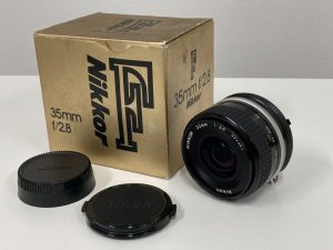 カメラレンズをお買取り!買取専門店大吉 浜田山駅前店【レンズのみでも買取!】