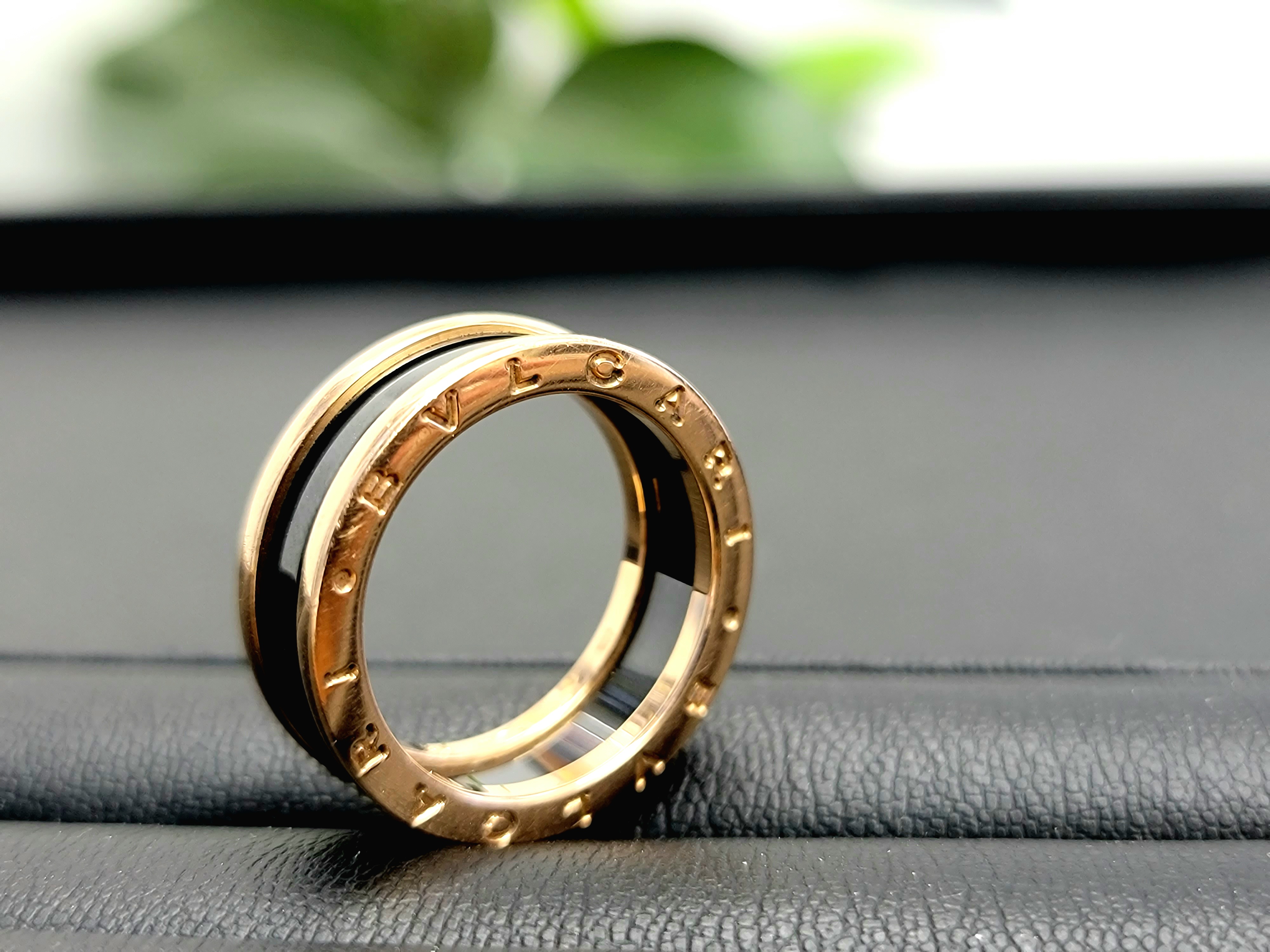 BVLGARI(ブルガリ)ビーゼロワンリング