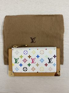 B605298E-7B66-444F-9909-D3EA89440B5A_1_105_c