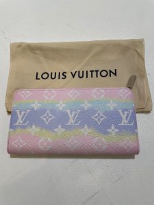 B6BF0633-84A7-460F-B176-2244535AA21C