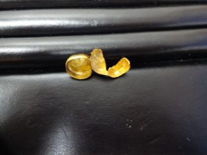 金歯持って来たよ。金歯も買うと言ってたから買取専門店JR八尾店に持って来たよ。何が売れるか分りにくいのでお持ち下さい。