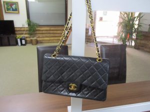 シャネル 買取 弘前