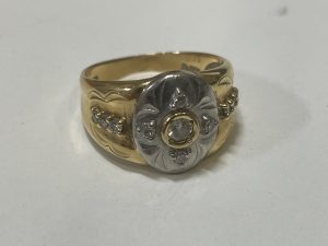 大吉国立店でメレダイヤ付きのリングをお買取りしました!!