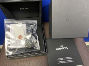 CHANEL シャネル J12 ブラック文字盤