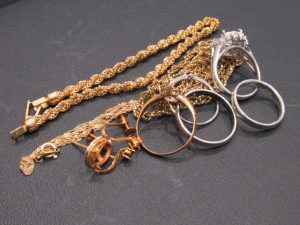 金プラチナ貴金属買取松山