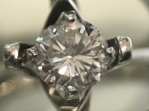 ダイヤのお買取りは大吉国立店にお任せください！！