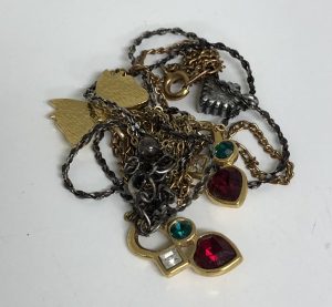 イミテーションアクセサリーをお買取りいたしました☆買取専門店 大吉 新越谷店