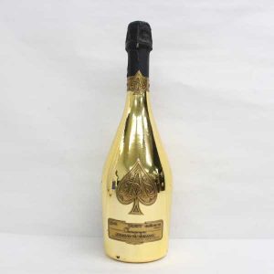 大吉鶴見店でアルマンドゴールドをお買取り致しました