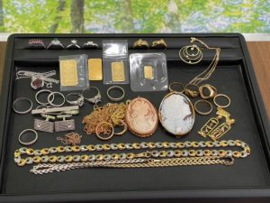 貴金属買取松山