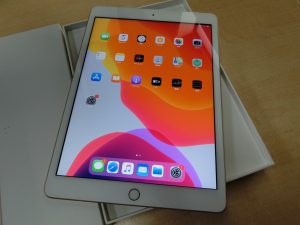 au版・Apple iPad・第7世代・MW6G2JA・128GB・Wi-Fi+Cellular10.2インチ・ゴールド