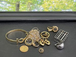 貴金属買取松山