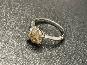 今回はダイヤモンドをお買取りさせて頂きました!大吉橋本高野口店です!