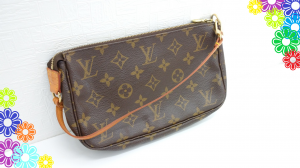 ヴィトンのポシェットをお買取りです(*´▽`*)ブランド品のちょっとした小物でも、買取専門店大吉イオンモール新利府南館にお任せ♪