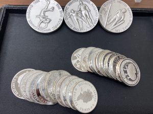 純銀メダル高価買取!大吉リバーサイド千秋店です♪
