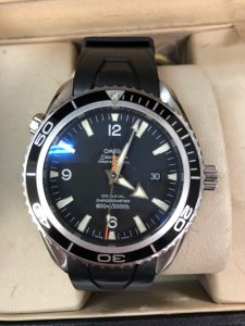 嘉手納にお住まいのお客様からオメガの限定モデルを大吉 胡屋店にてお買取しました!!