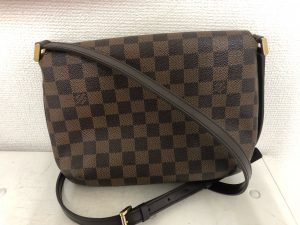 584E3A4F-13EE-427B-A668-A7FB18E405D8