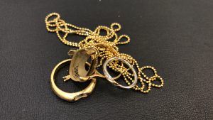 貴金属買取松山市