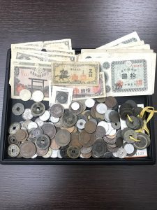 日野市で大量の古銭を売るなら『買取専門店大吉 イオンモール多摩平の森店』へ!!