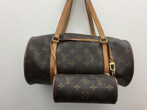 LVパピヨン ポーチ付き