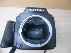 フイルムカメラなんて売れるの?と良く聞かれます。フイルムカメラも買取専門店JR八尾店JR八尾駅へお持ち下さい。