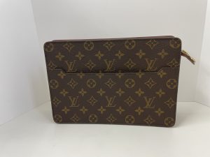 今回はLouis Vuittonのセカンドバッグをお買取りさせて頂きました!大吉橋本高野口店です!