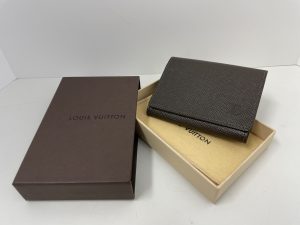今回はLouis Vuittonの名刺入れをお買取りさせて頂きました!大吉橋本高野口店です!