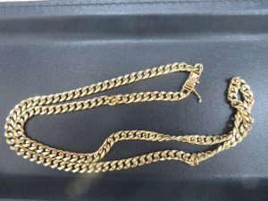 本日は貴金属18金の喜平ネックレスをお持ち頂きました。