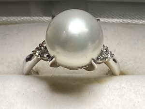 Pt900 リング 6.4g 大粒パール MD0.16ct