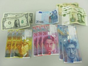 外国紙幣の買取も大吉ブルメール舞多聞店へ!