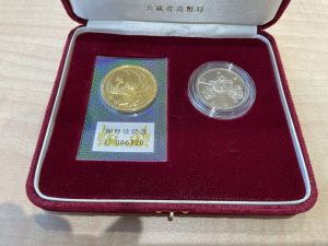 御即位10万金貨