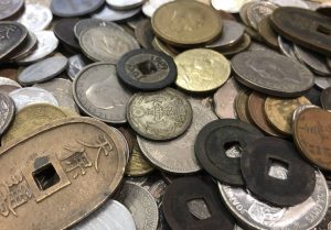 綾瀬市で古銭や外国銭を売るなら!買取専門店大吉綾瀬タウンヒルズ店へ