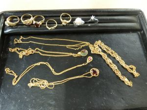 長年使っていないアクセサリーはございませんか?買取専門店大吉 イズミヤ西神戸店です。