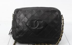 シャネル　フリンジ　チェーンショルダー
