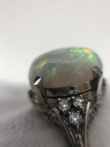 色石や宝石以外の石もお買取しています☆ジュエリーならおまかせください!!