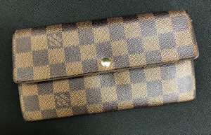 2E7E654A-07EB-4DAB-9412-8023BA610595