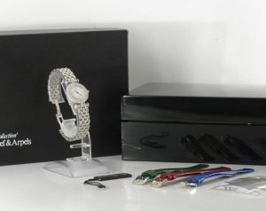 ヴァンクリーフ＆アーペル ダイヤベゼル K18腕時計2