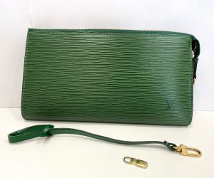 Louis Vuitton ルイヴィトン エピ ポーチ