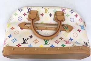 多摩平でLVのマルチカラーを売るなら『買取専門店大吉 イオンモール多摩平の森店』へ!!
