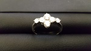 メレダイヤ付きのアクセサリーもしっかりと高価買取!大吉アクロスモール春日店(^^♪