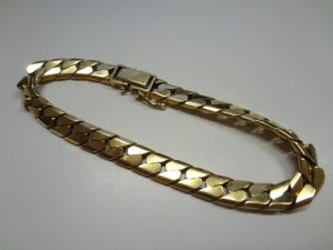 18金のブレスレットをお買取り致しました♪大吉ミレニア岩出店です!18金のブレスレットをお買取り致しました♪大吉ミレニア岩出店です!