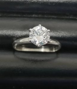 ダイヤモンドのお買取りは買取専門店大吉砂町銀座店にお任せください!