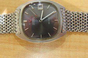 ヴィンテージもののオメガの時計のお買取りです