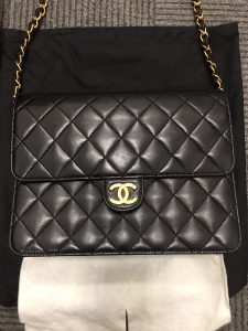 シャネルバッグ探しています!大吉 大阪エコールロゼ店です♪