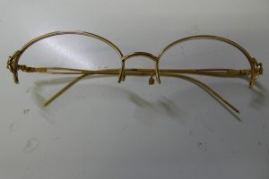 7/18 メガネ 金