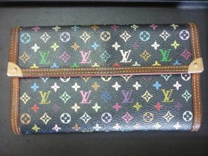 LV ルイヴィトン マルチカラー 財布 買取 王寺