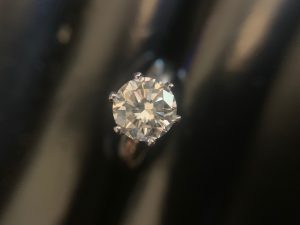 ダイヤモンドのお買取りは買取専門店大吉砂町銀座店にお任せください！