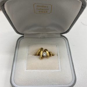 27FC0071-4FF2-4789-B97C-7E01BE831101