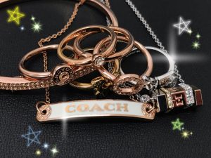 9C797562-40DA-45C6-9148-E568E9CC08EE