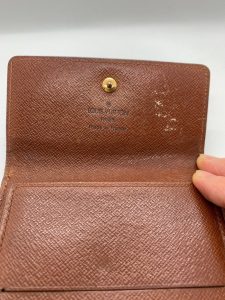 B69C96B5-D456-4BA3-9363-3862122FDED6_1_105_c