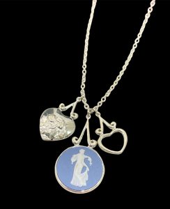 D5D96CE6-57FD-4B81-82A1-421078B2C284_1_201_a